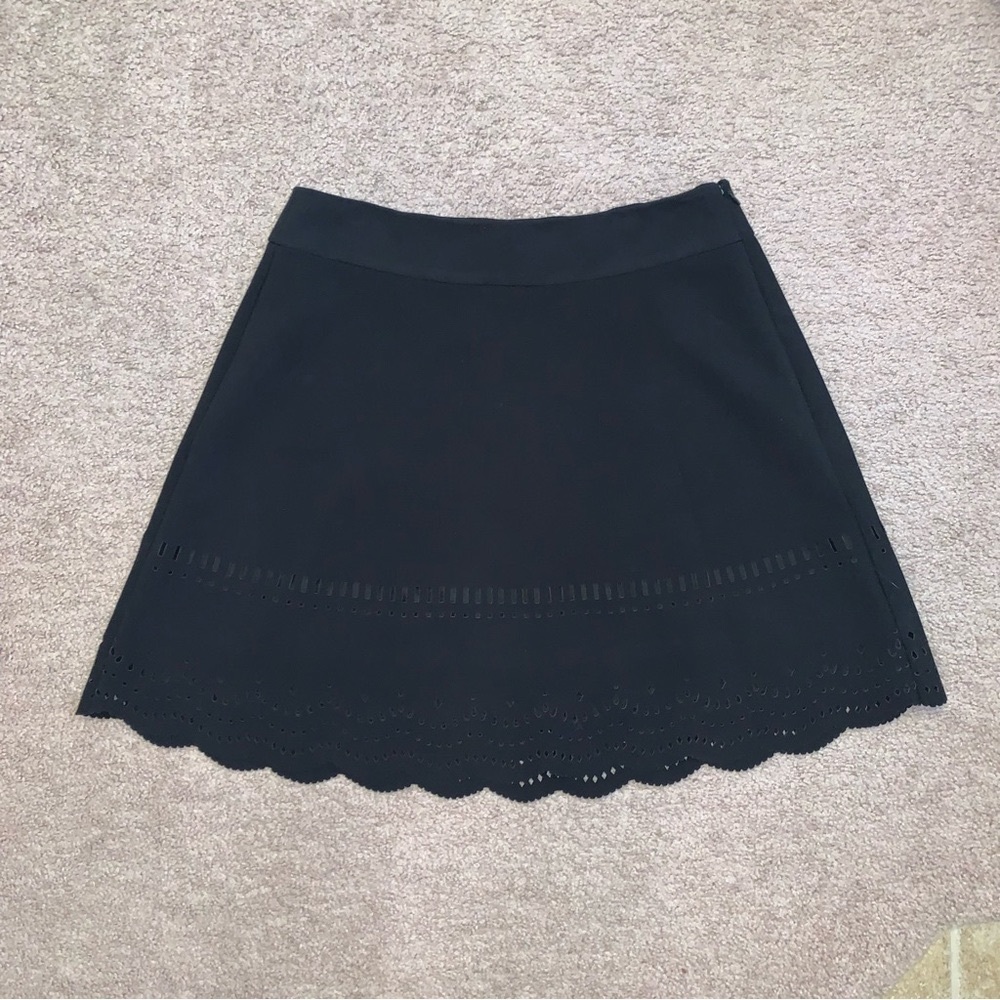 LOFT Woman’s Size 6 Skirt Black NWT - Picture 2 of 16